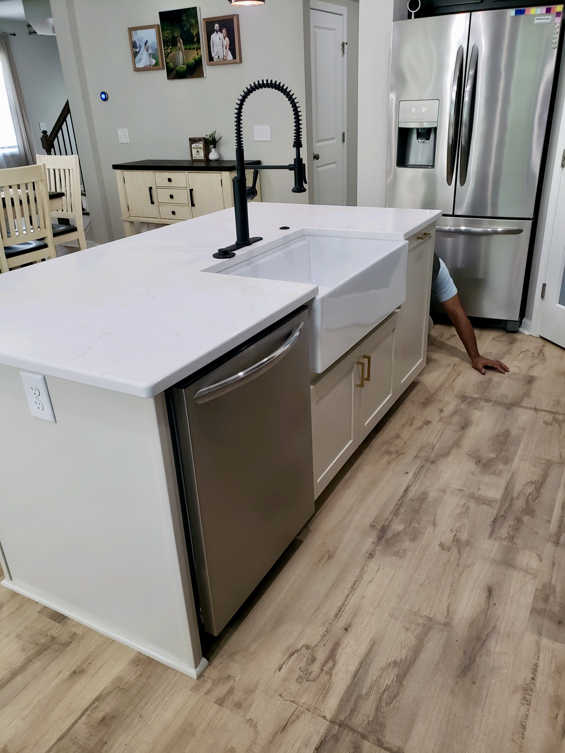 Kitchen install in progress